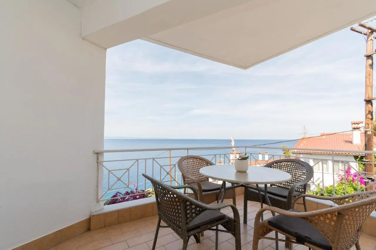 Anesis Seaview Apartment 2 Neos Marmaras